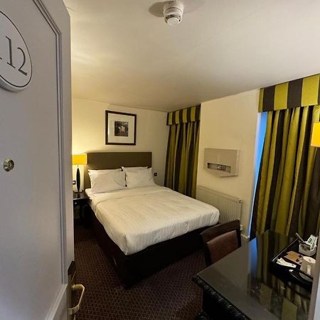 H & G Hotel Opposite Windsor Castle 외부 사진