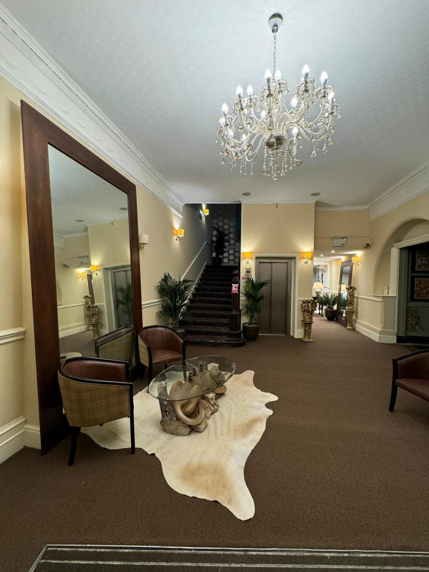 H & G Hotel Opposite Windsor Castle 외부 사진