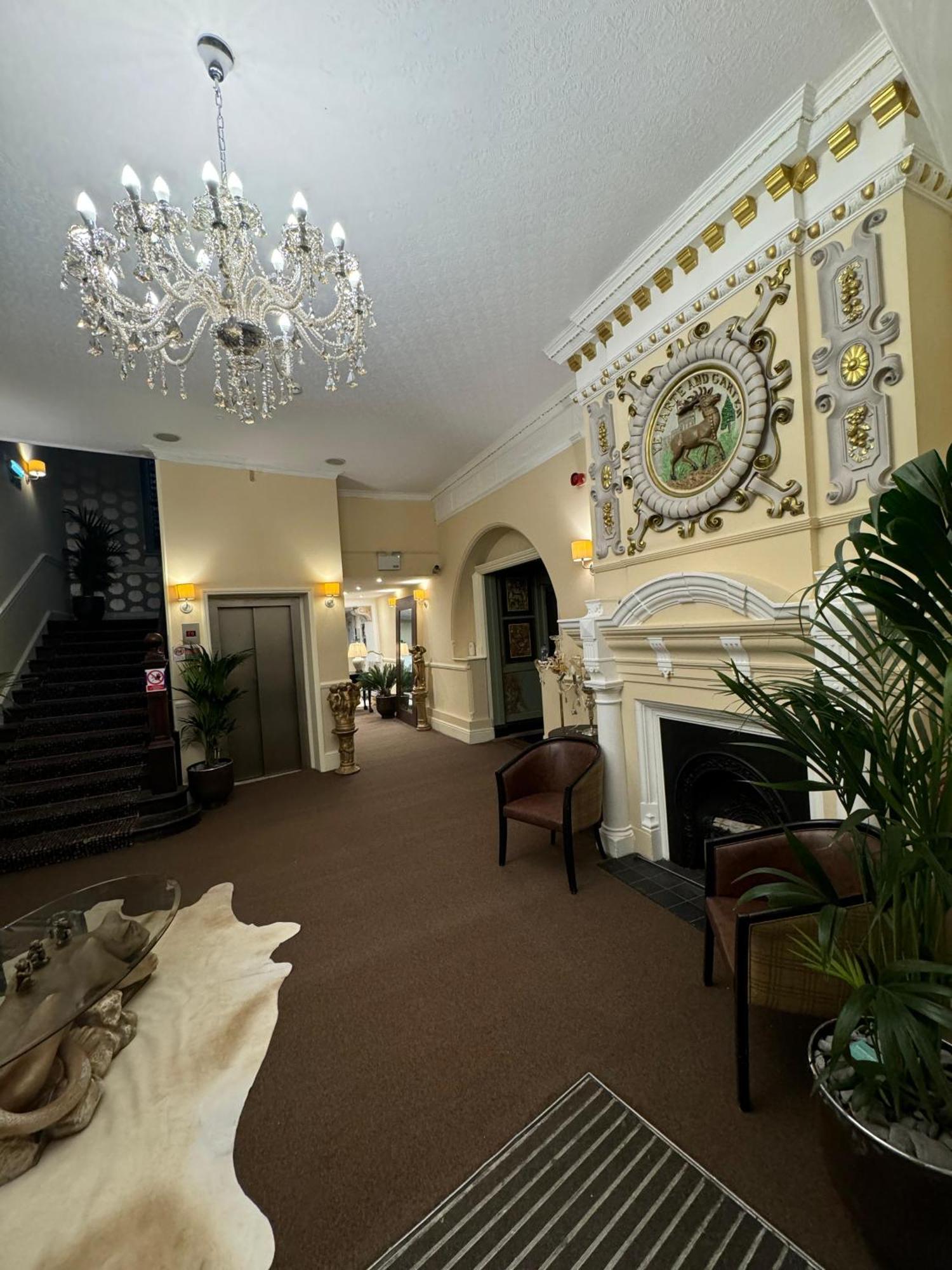 H & G Hotel Opposite Windsor Castle 외부 사진
