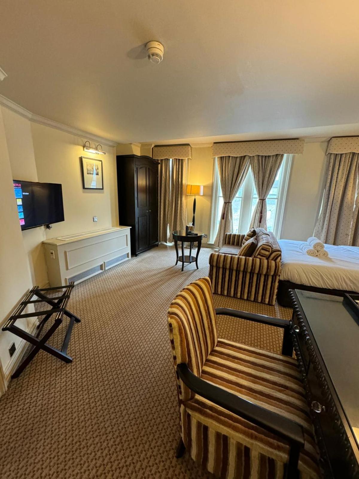 H & G Hotel Opposite Windsor Castle 외부 사진