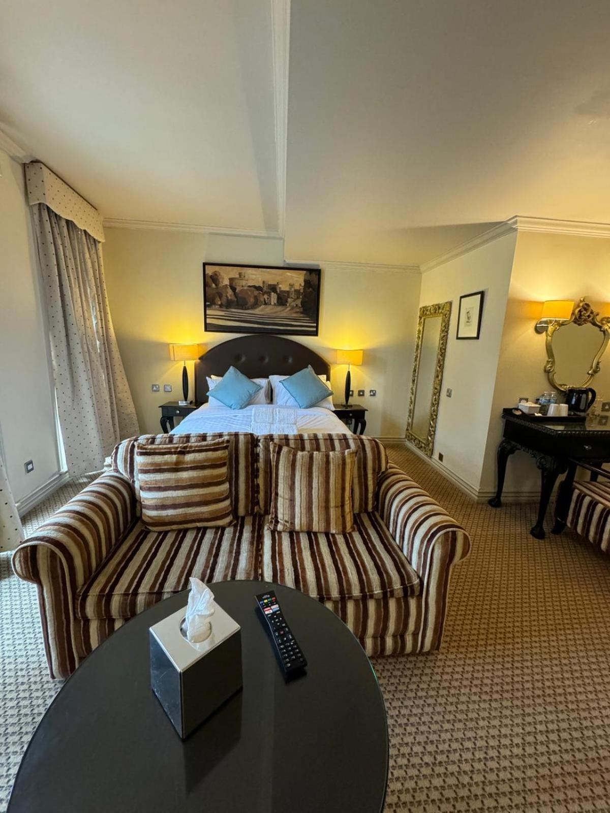 H & G Hotel Opposite Windsor Castle 외부 사진